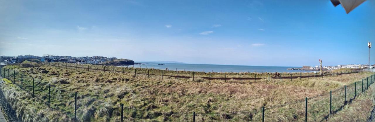 6 Dunluce Park - Portrush By The Sea 아파트 외부 사진
