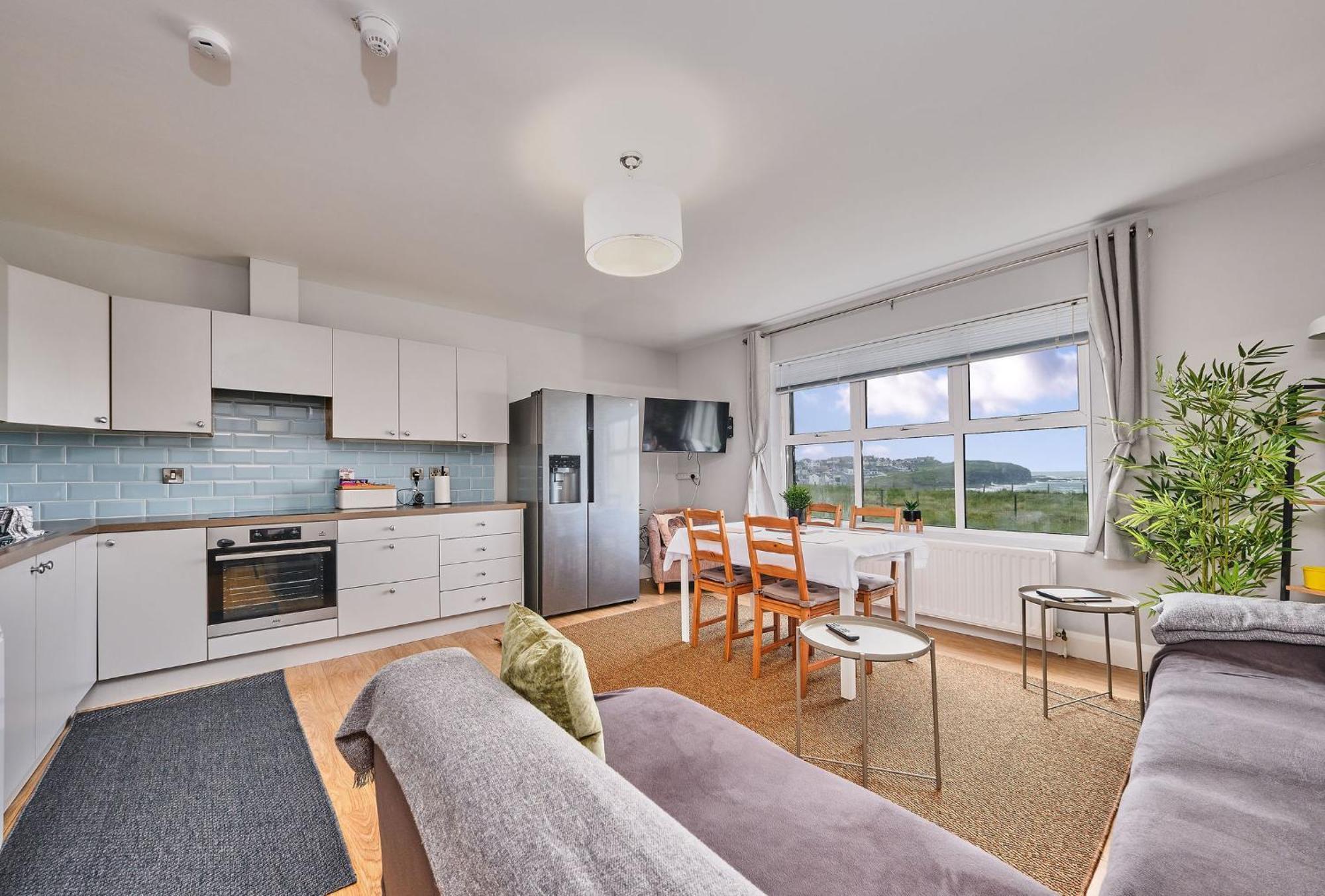 6 Dunluce Park - Portrush By The Sea 아파트 외부 사진