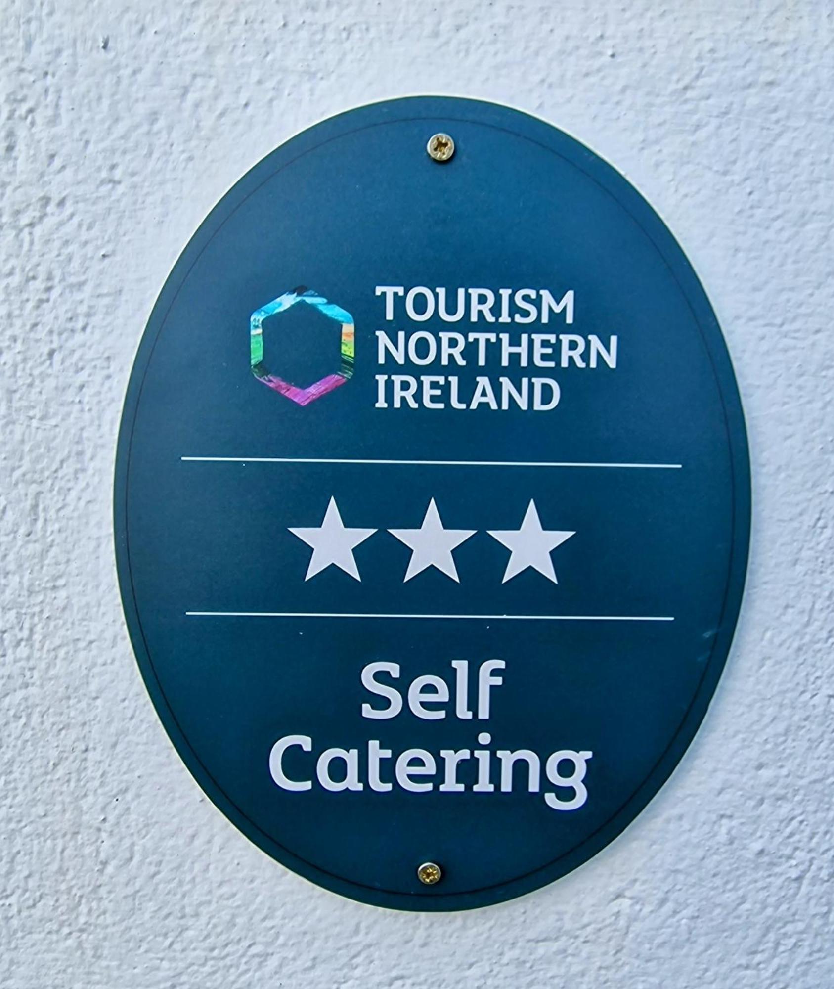 6 Dunluce Park - Portrush By The Sea 아파트 외부 사진